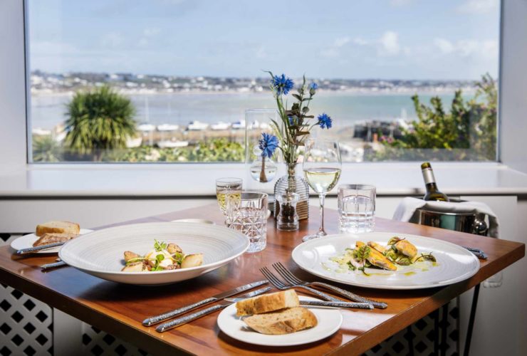 tides-restaurant-jersey-harbour-view