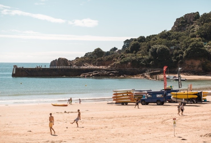 hotels-in-jersey-st-brelades-beach